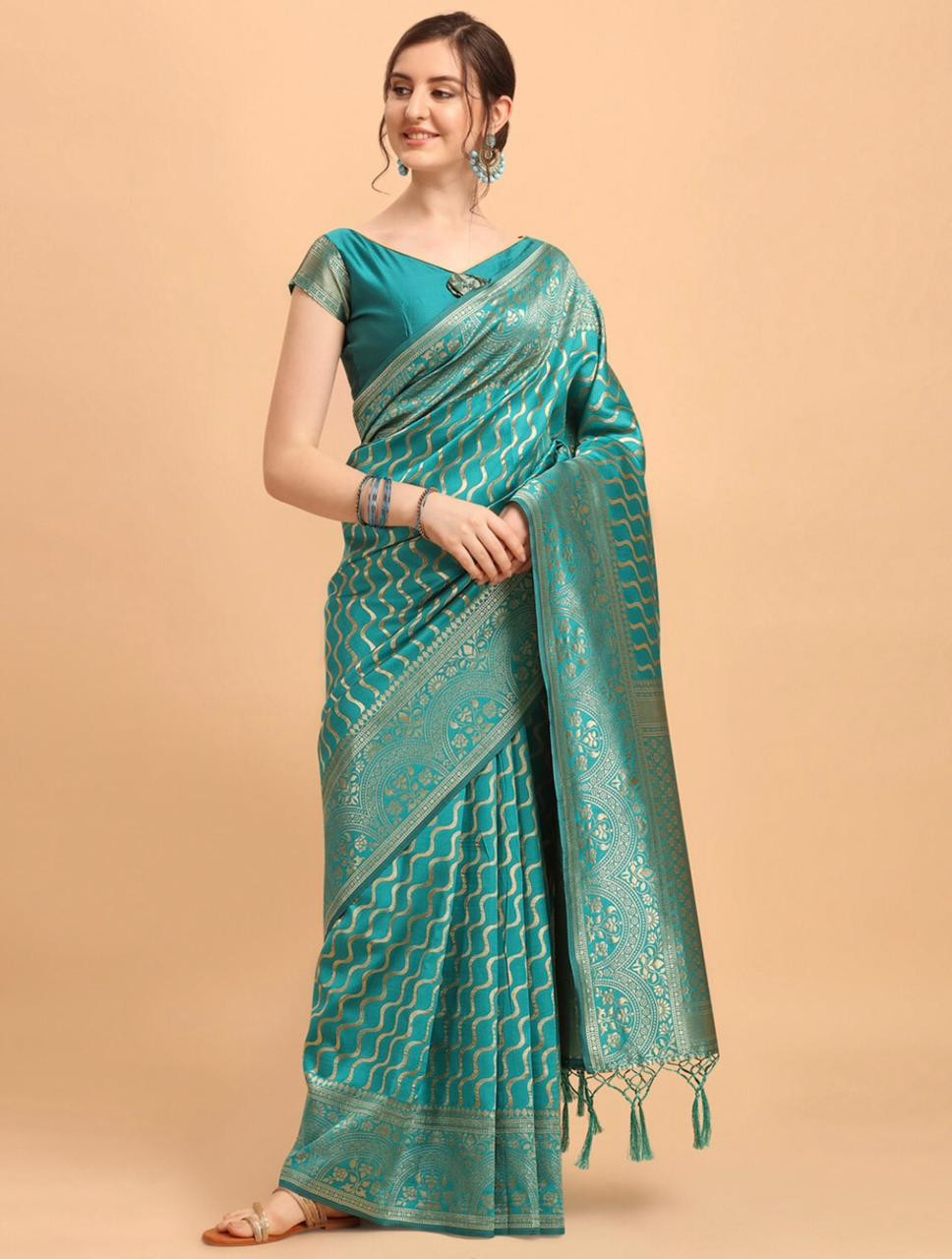 Green & Gold-Toned Silk Blend Fusion Leheriya Saree