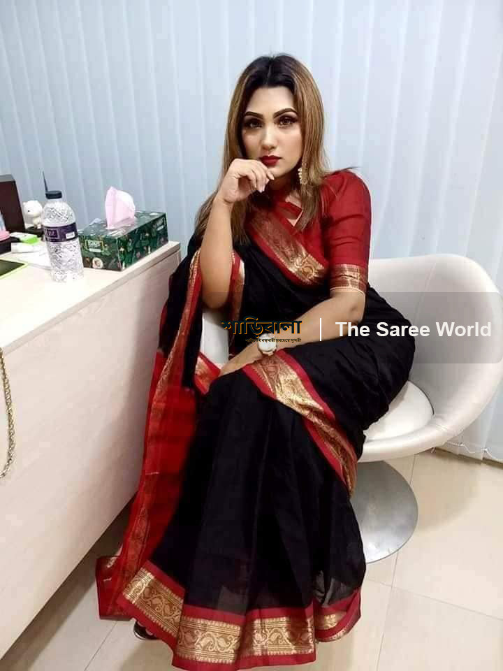 Womens Matchline Saree Black Color