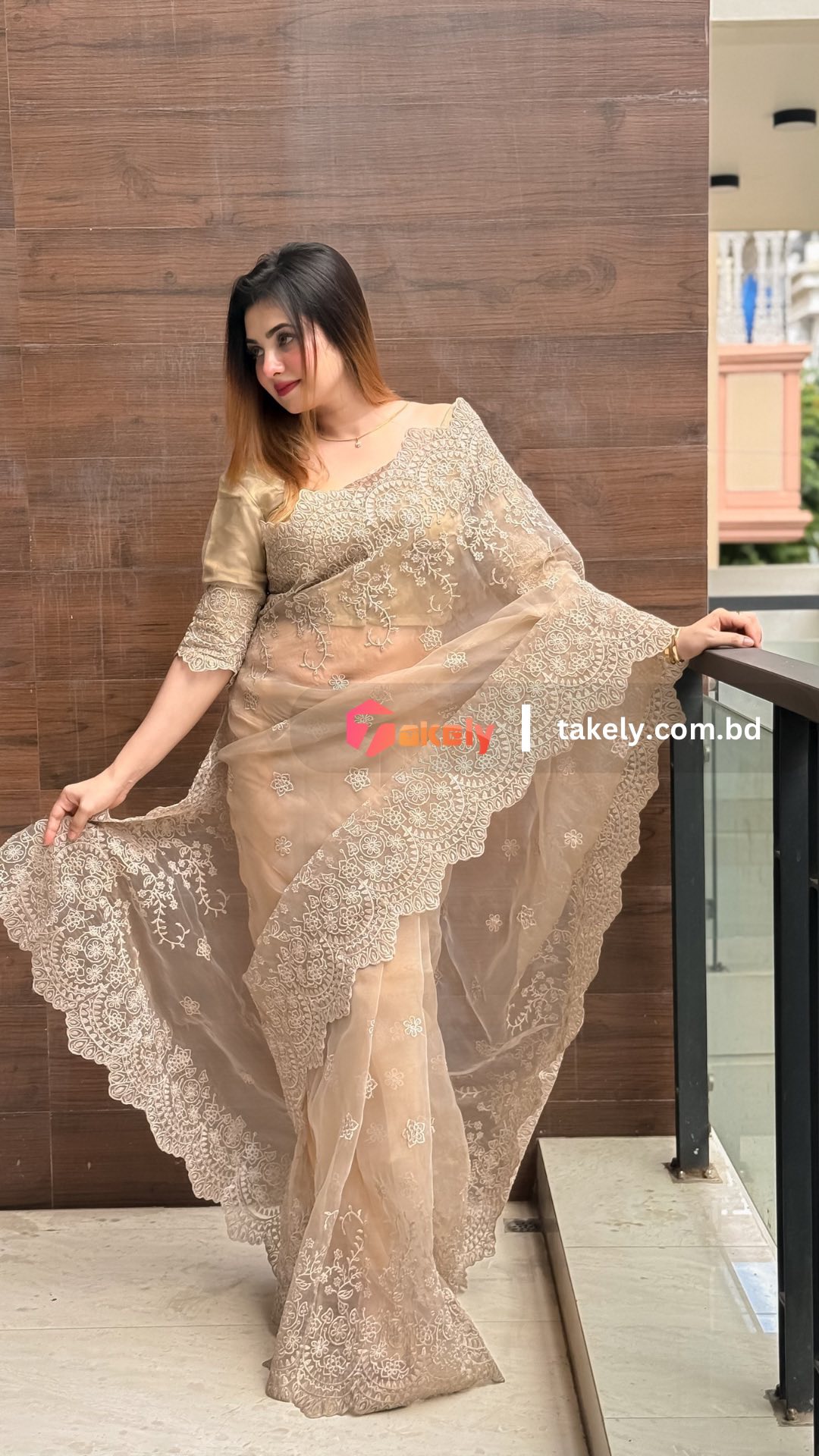 এক্সক্লুসিভ অর্গানজা পার্টি শাড়ি। EMB-107