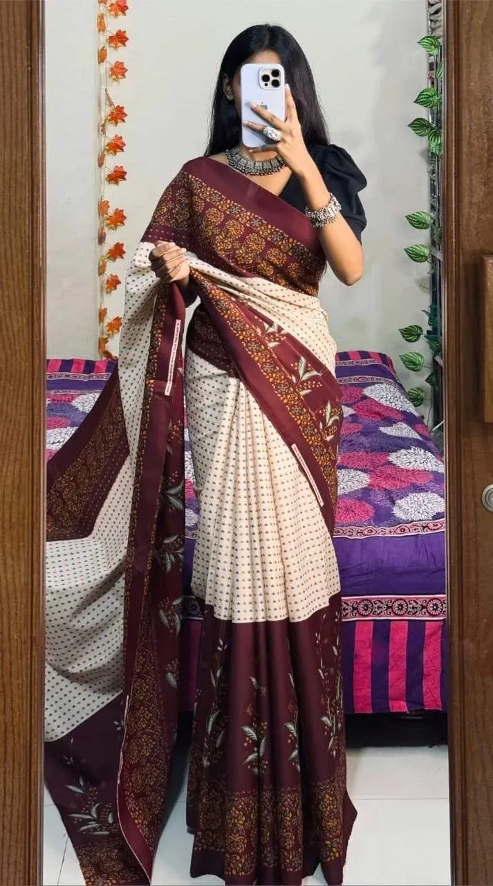 Pure Soft Silk Digital Printed Saree With Blouse Piece | P00154