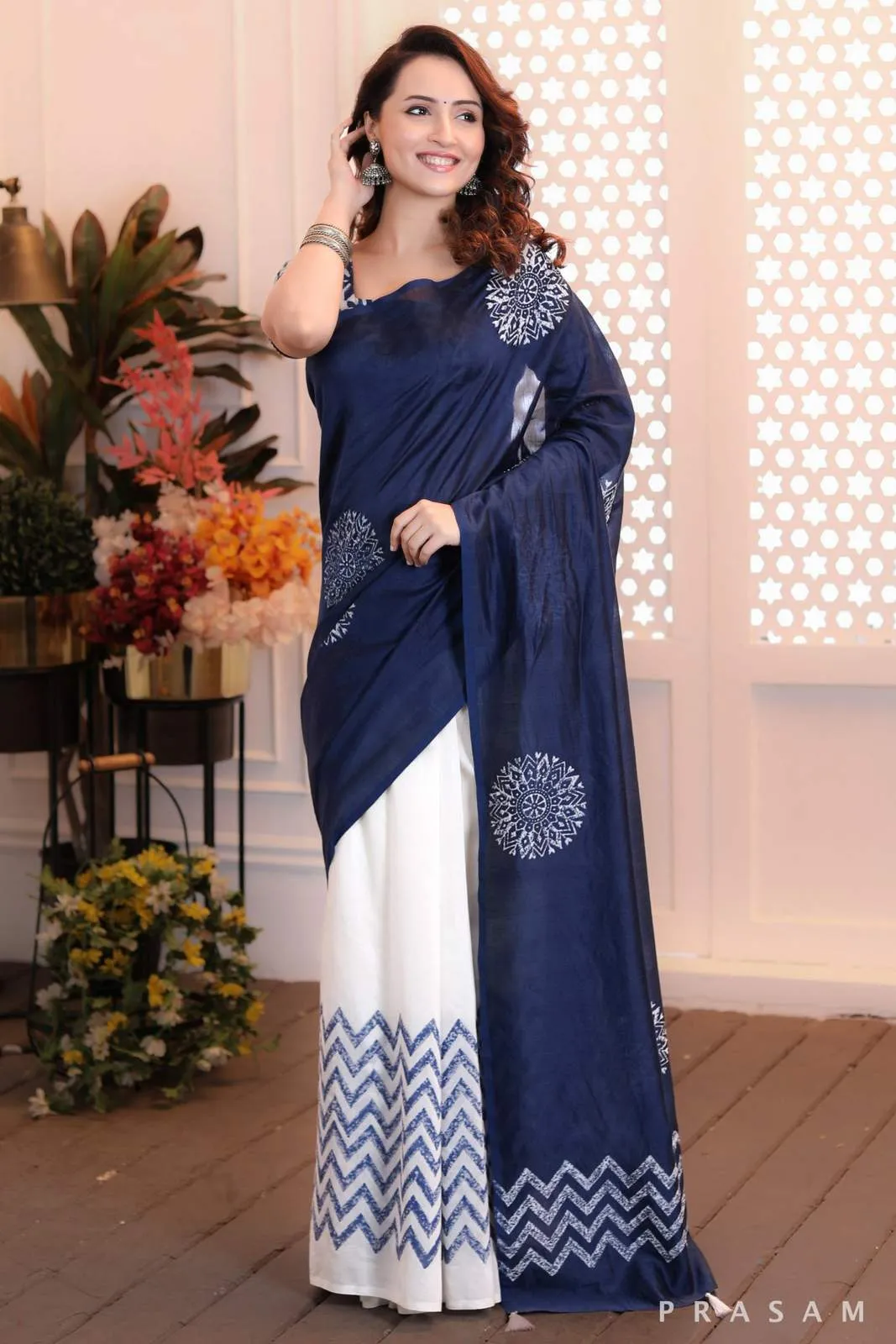 Blue and White Chanderi Silk Digital Print Saree With Unstitched Blouse Piece | P00054