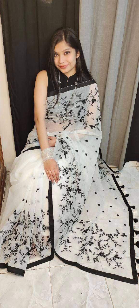 Halfsilk Embroidery Saree Em-115