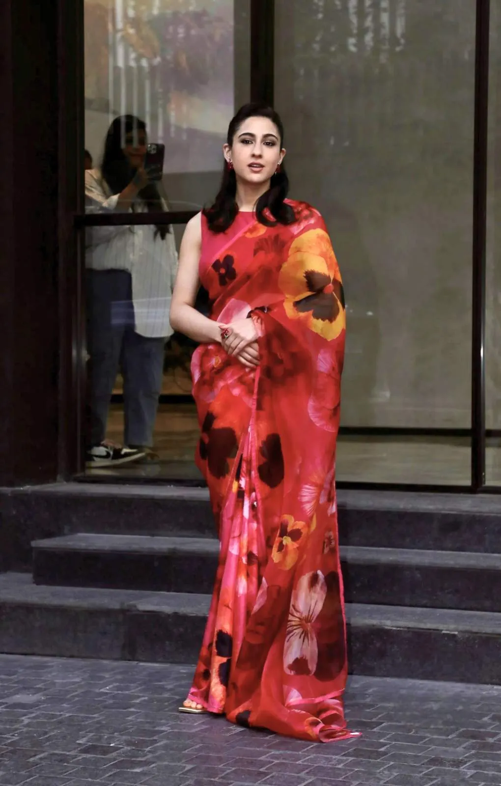 Semi Moslin Floral Digital Print Saree with Unstitched Blouse Piece | DG-179