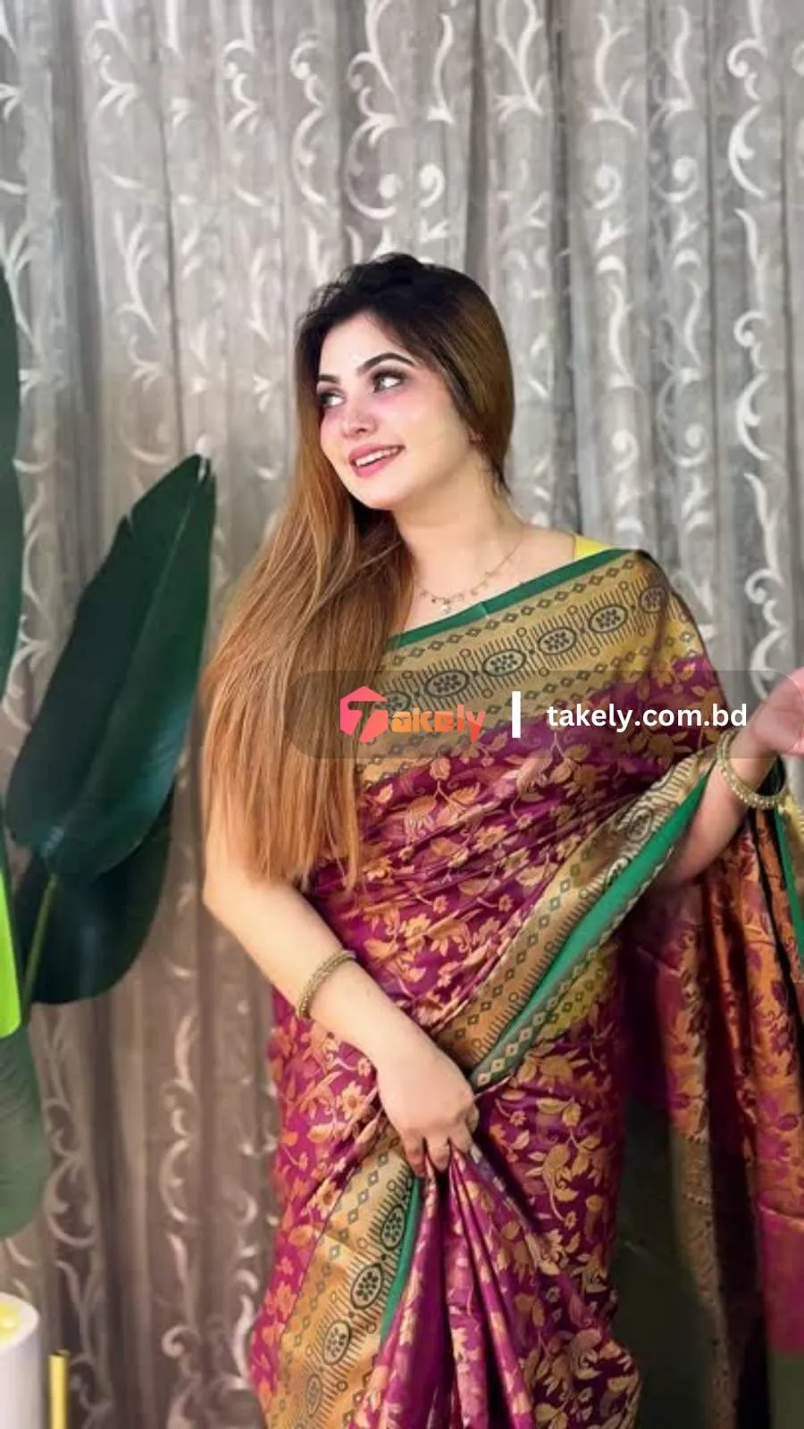 সফ্ট সিল্ক কাতান শাড়ি ব্লাউজ পিস সহ।