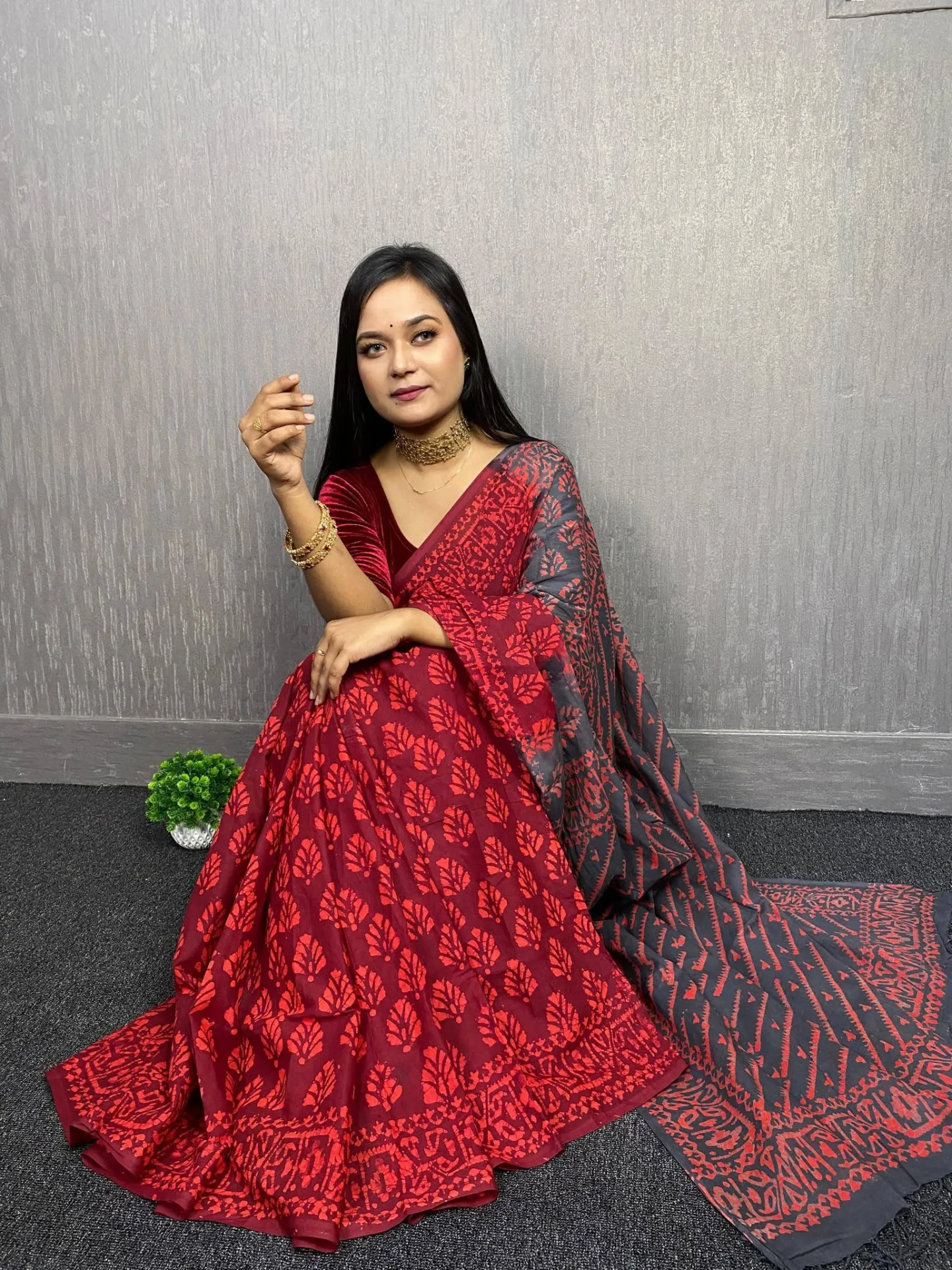 New Silk Batik Design Digital Printed Saree With Blouse Piece